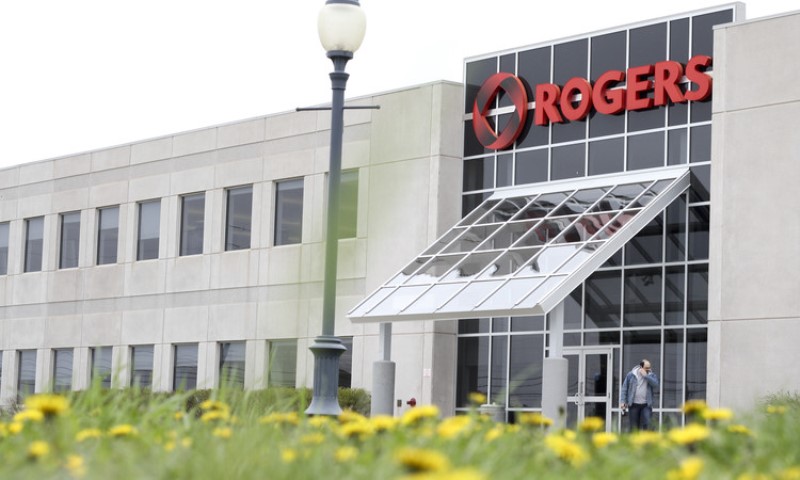 Rogers agrandit son centre d’appels à Mocton