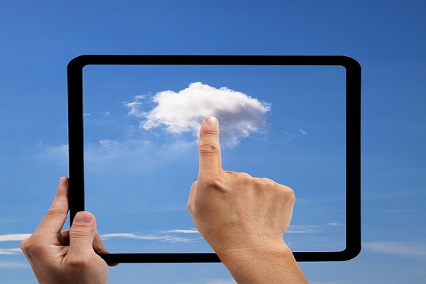 Grâce aux contrats Cloud, notamment laaS et SaaS, l’ externalisation IT enregistre une hausse de 50 % par rapport à l’année dernière.