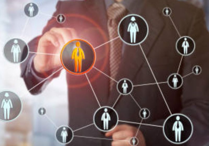 Le marketing mobile et le CRM sont des maillons forts dans les entreprises. Les adapter à la téléphonie mobile accentuera l’optimisation des services clients