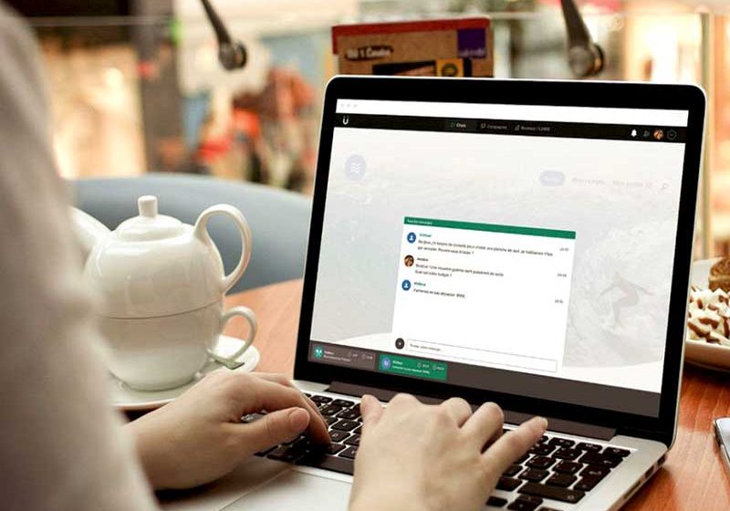 Savez-vous que les services clients en ligne peuvent voir en temps réel chaque lettre des messages que vous écrivez ? Découvrez comment.